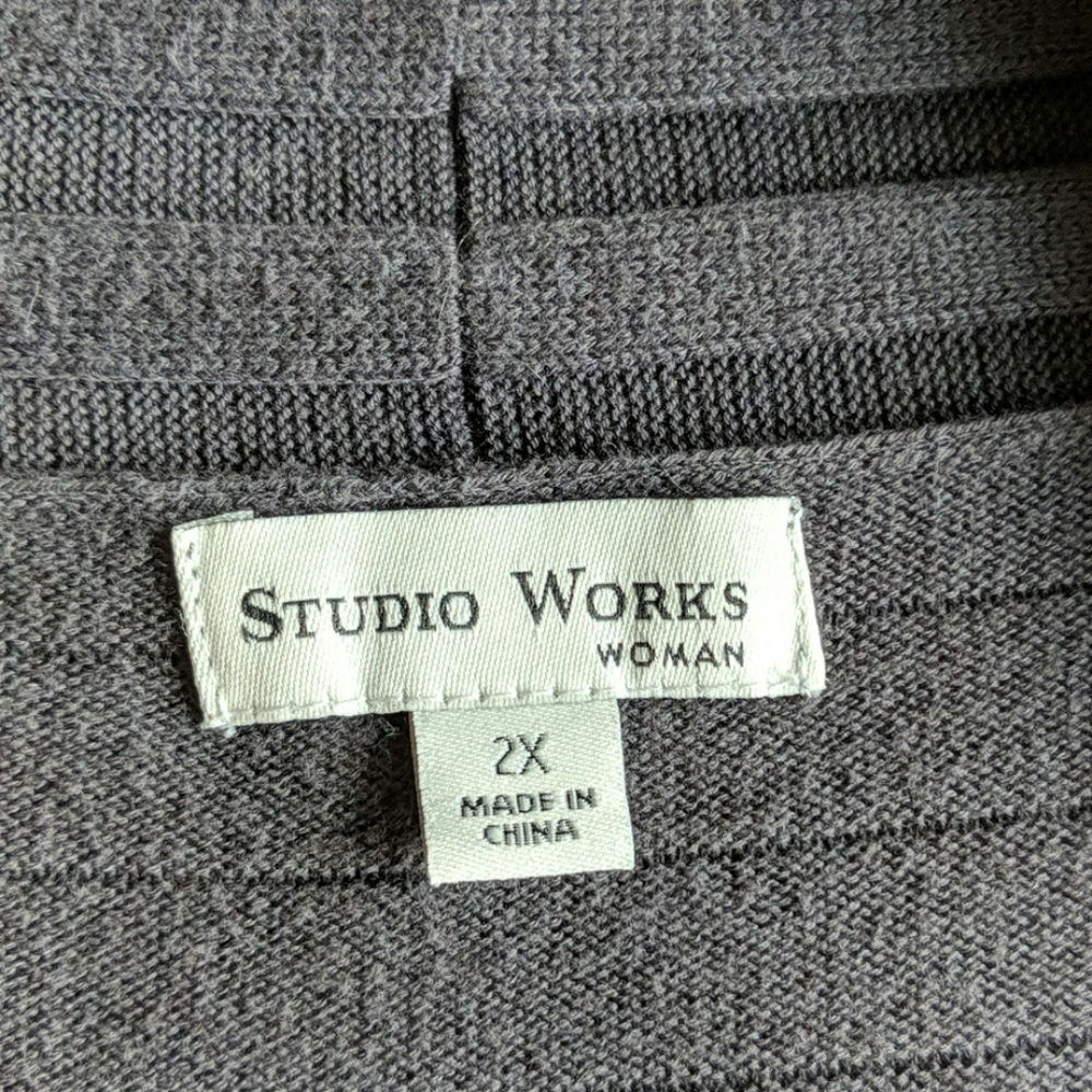 Cardigan - Picture 2 of 2